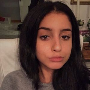 Meet your Posher, Souad